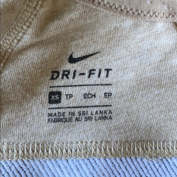 Nike Sportsbras - Picture 6 of 7